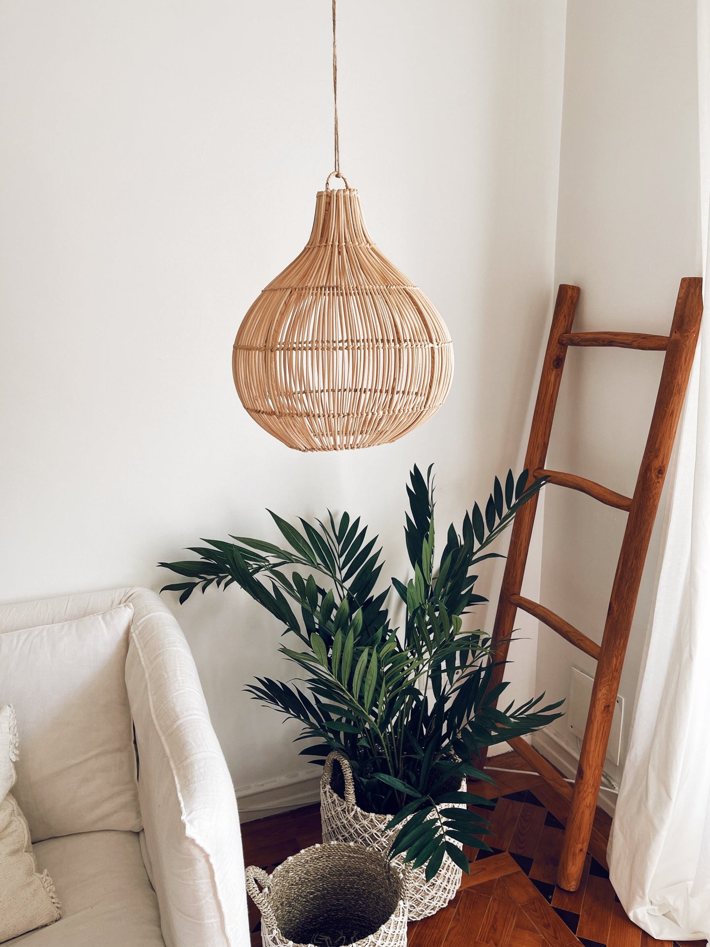 Abajur em Rattan Mandala Natural - Artisan Crafted Lamp