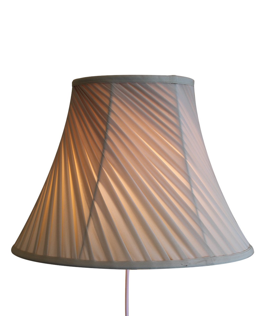 Floating Shade Plug-In Wall Light with Silk Twist Design